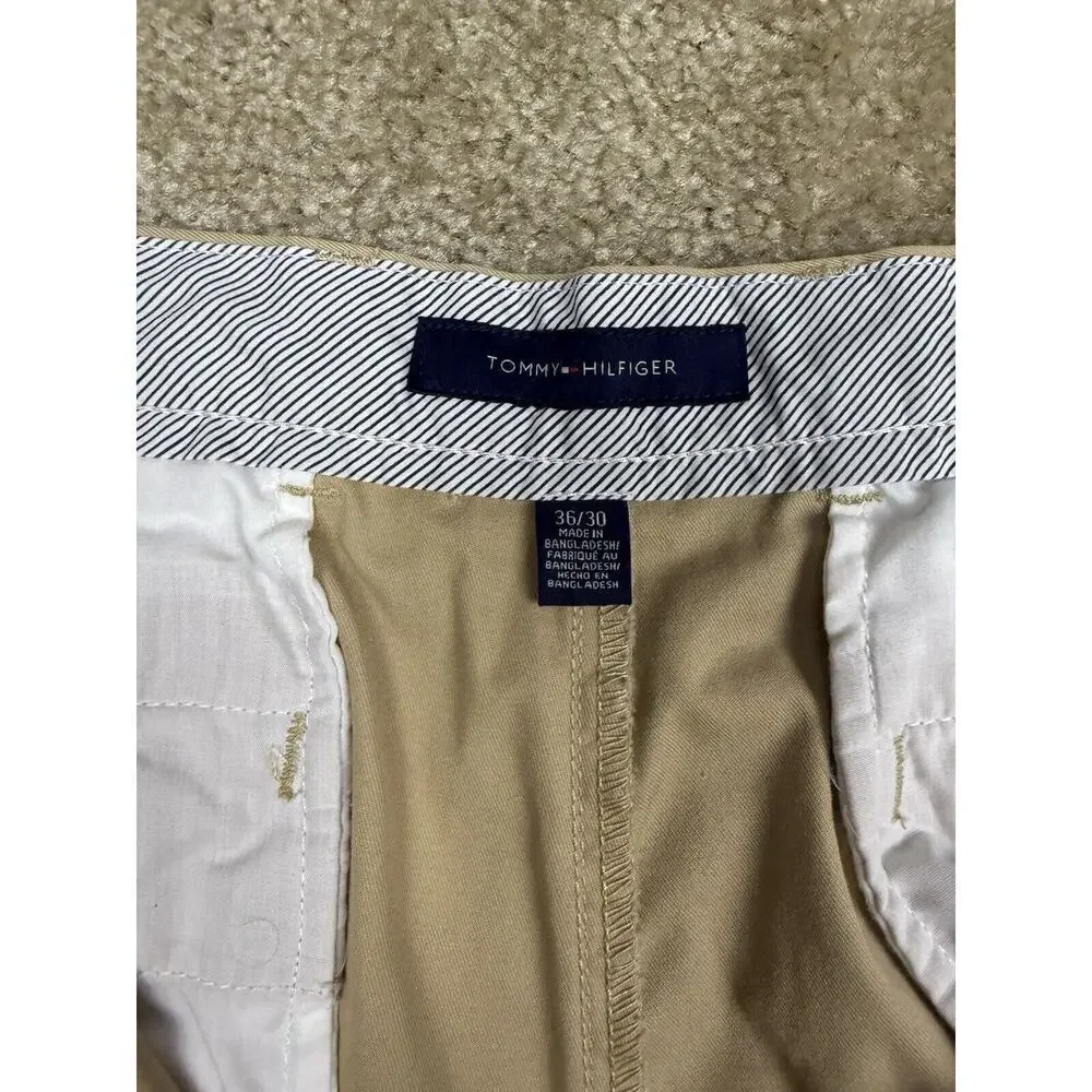 Tommy Hilfiger Pleated Chino Tan Size 36 x 30 Khakis A628